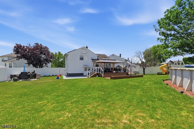 83 Rutan Rd