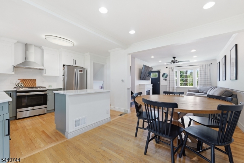 83 Rutan Rd