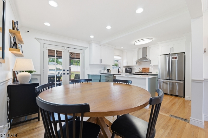 83 Rutan Rd