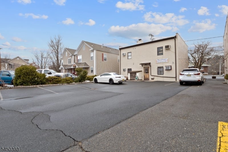 764 Speedwell Ave