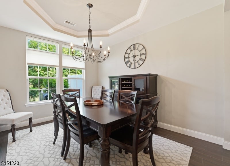 51 Oak Leaf Ln