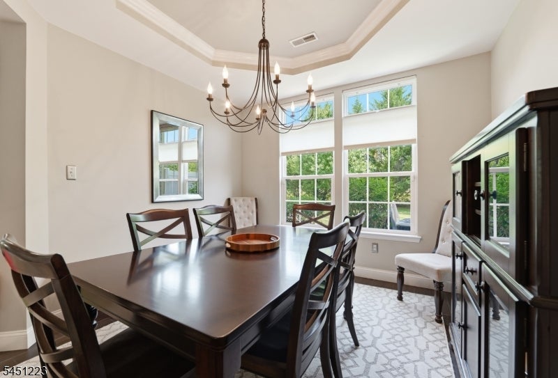 51 Oak Leaf Ln