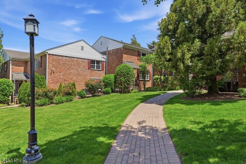 67-75 New England Ave71D 71d