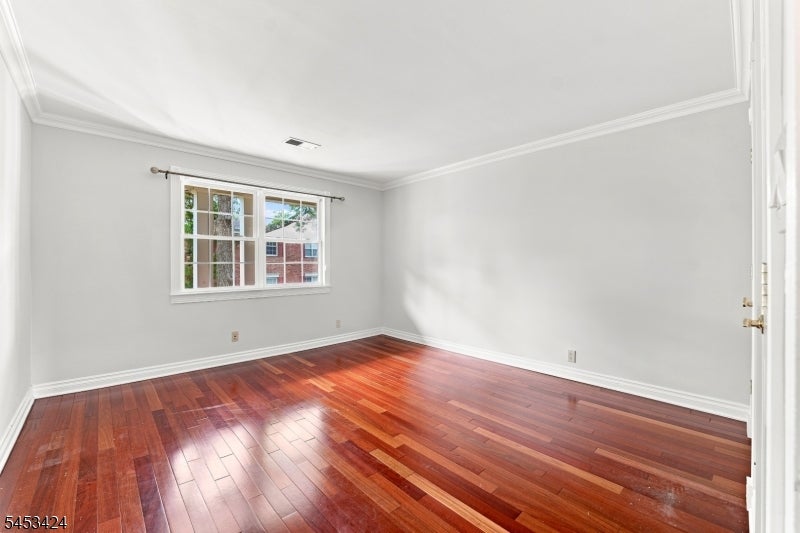 67-75 New England Ave71D 71d