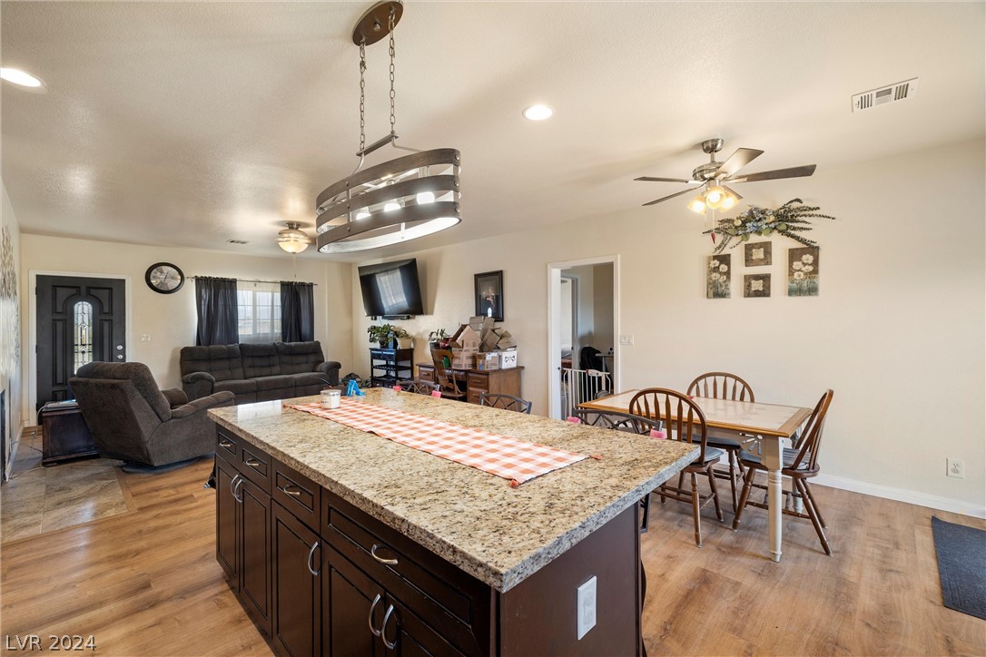 1530 West Simkins Road