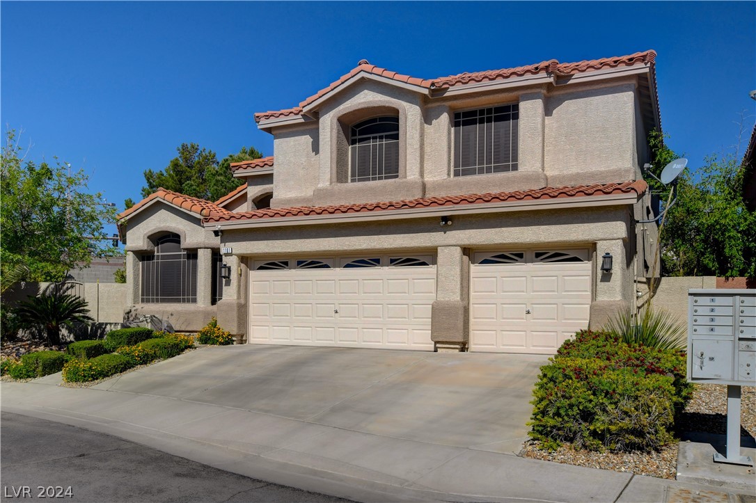 1101 Ventura Hills Street