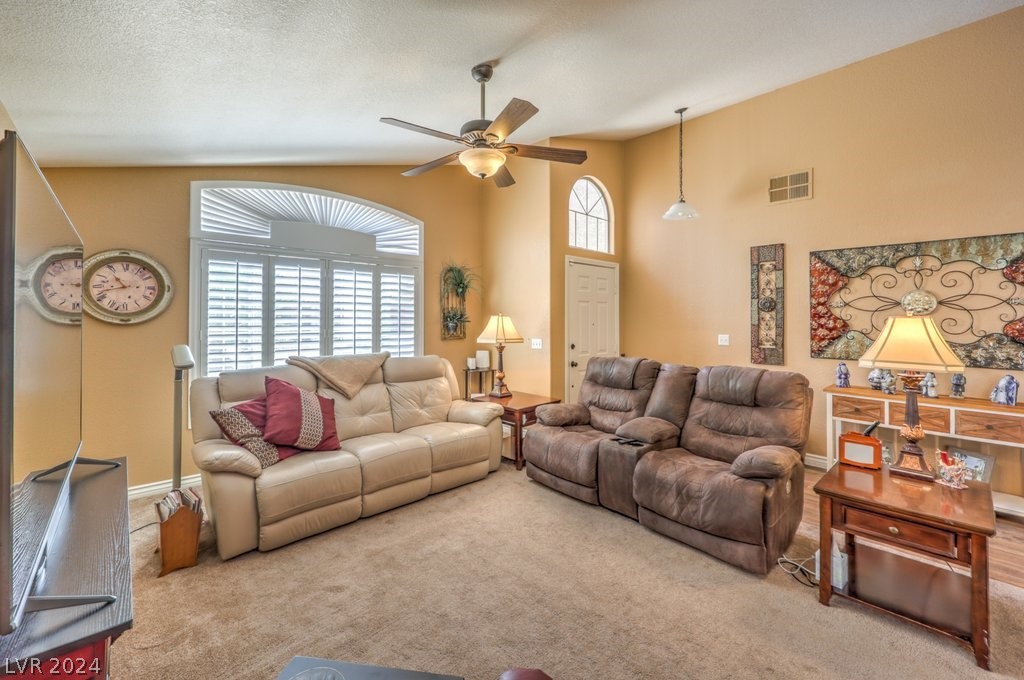169 Kachina Drive