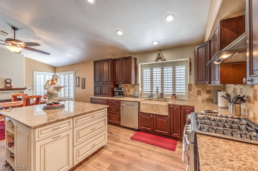 169 Kachina Drive