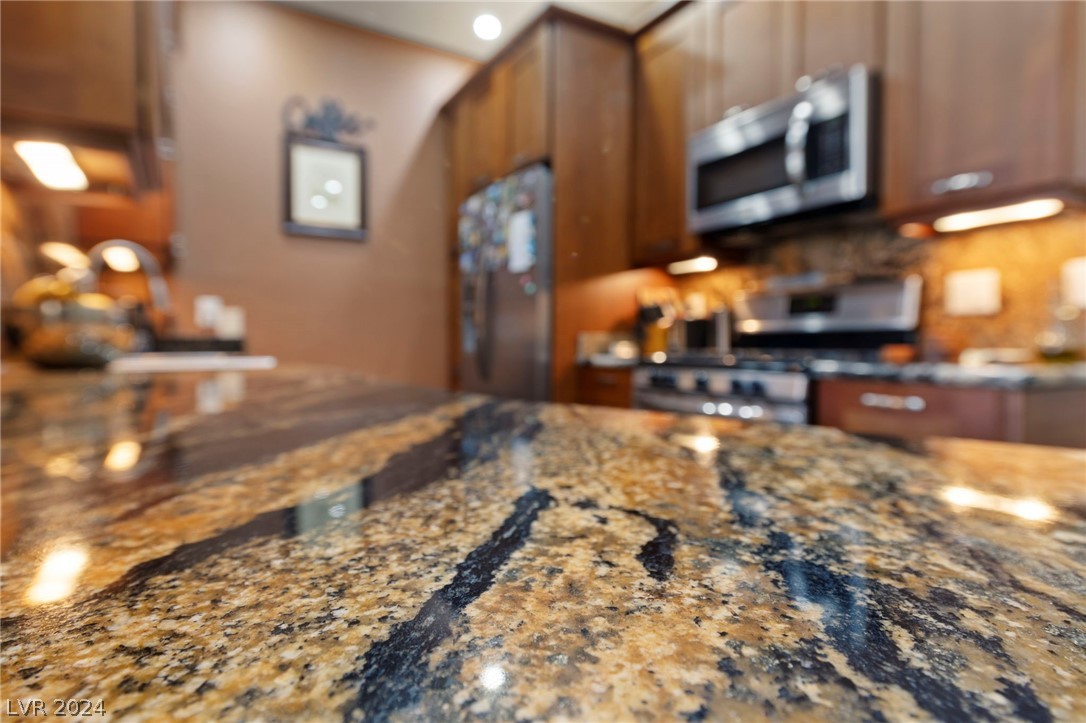2305 West Horizon Ridge Parkway 1212