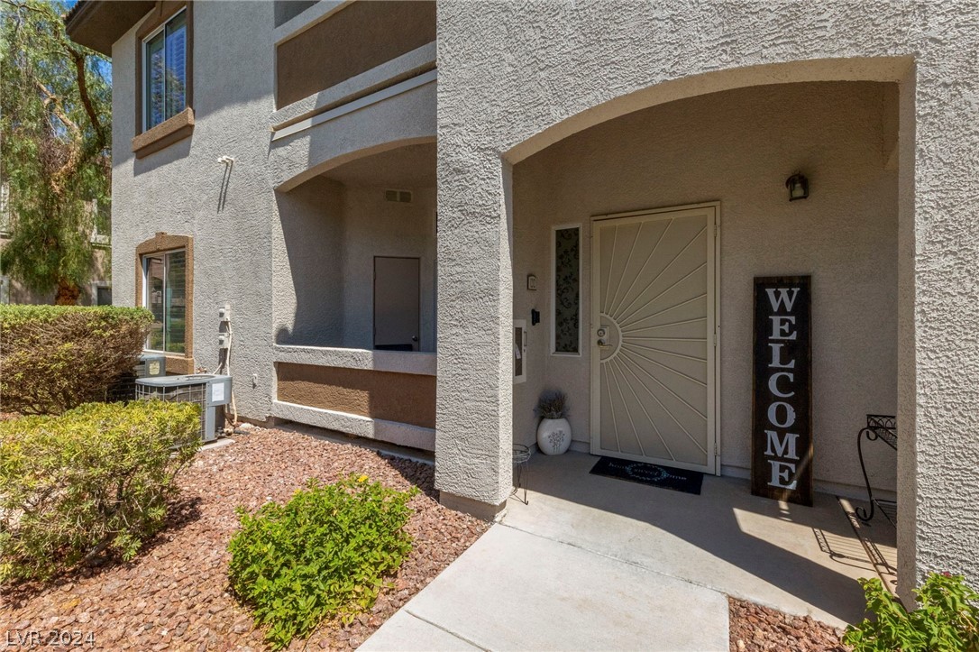 2305 West Horizon Ridge Parkway 1212