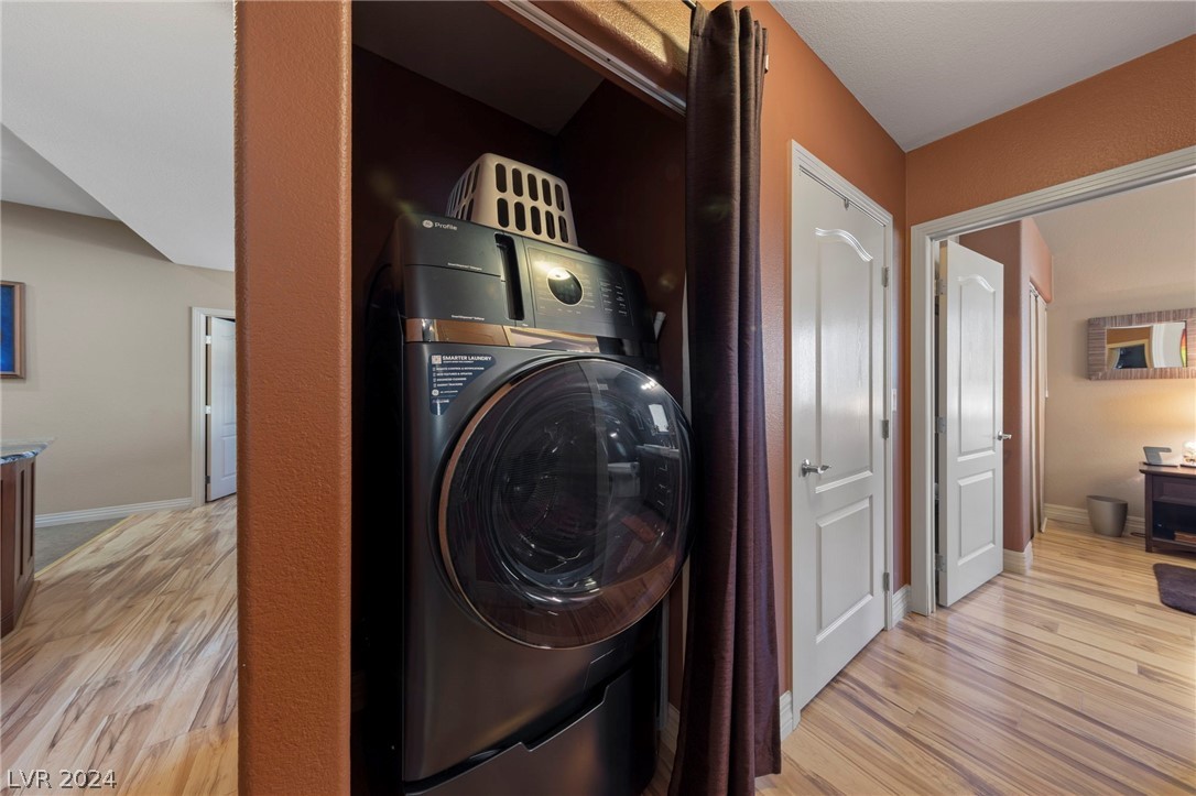 2305 West Horizon Ridge Parkway 1212