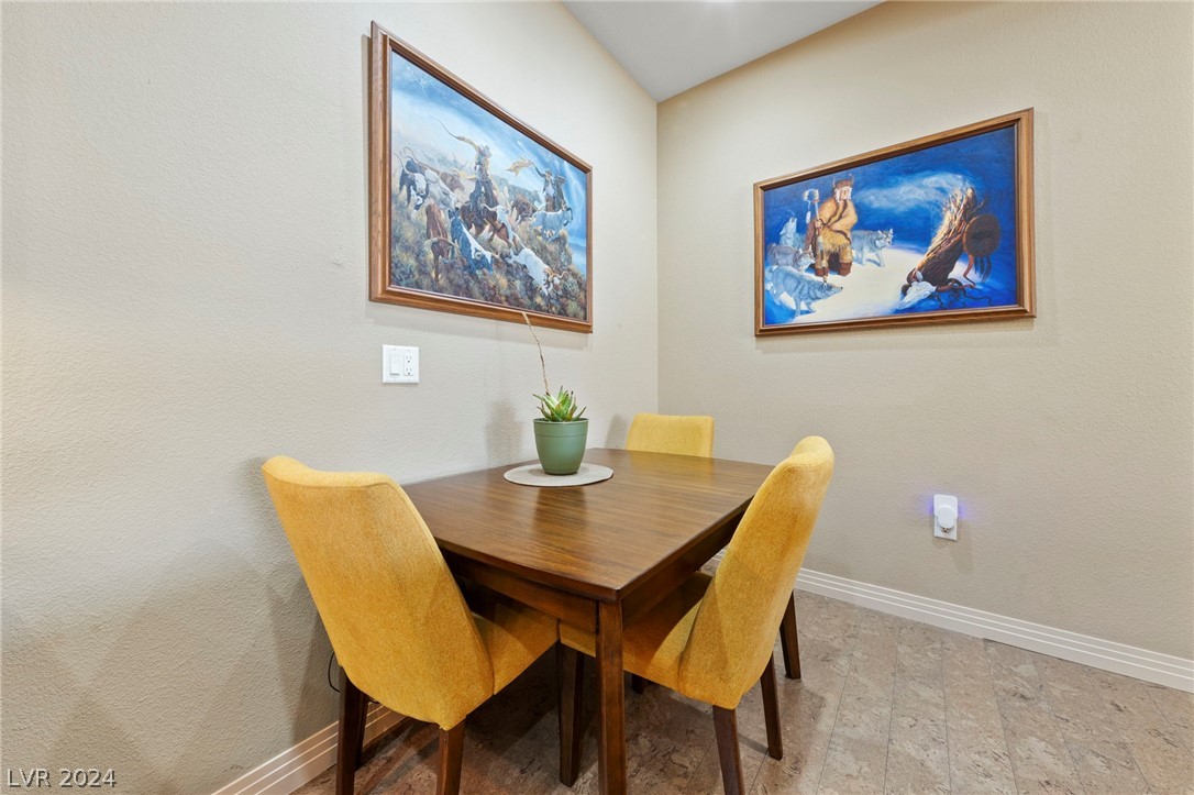 2305 West Horizon Ridge Parkway 1212