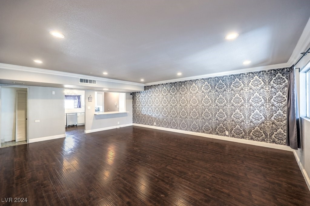 356 East Desert Inn Road 313