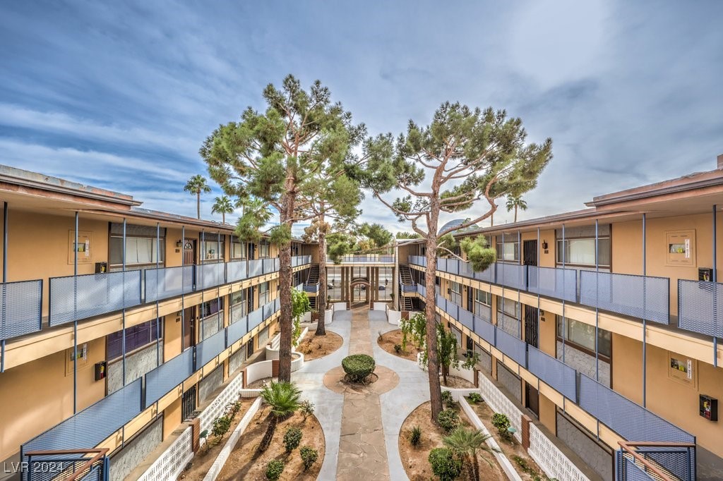 356 East Desert Inn Road 313