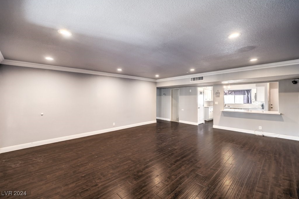 356 East Desert Inn Road 313