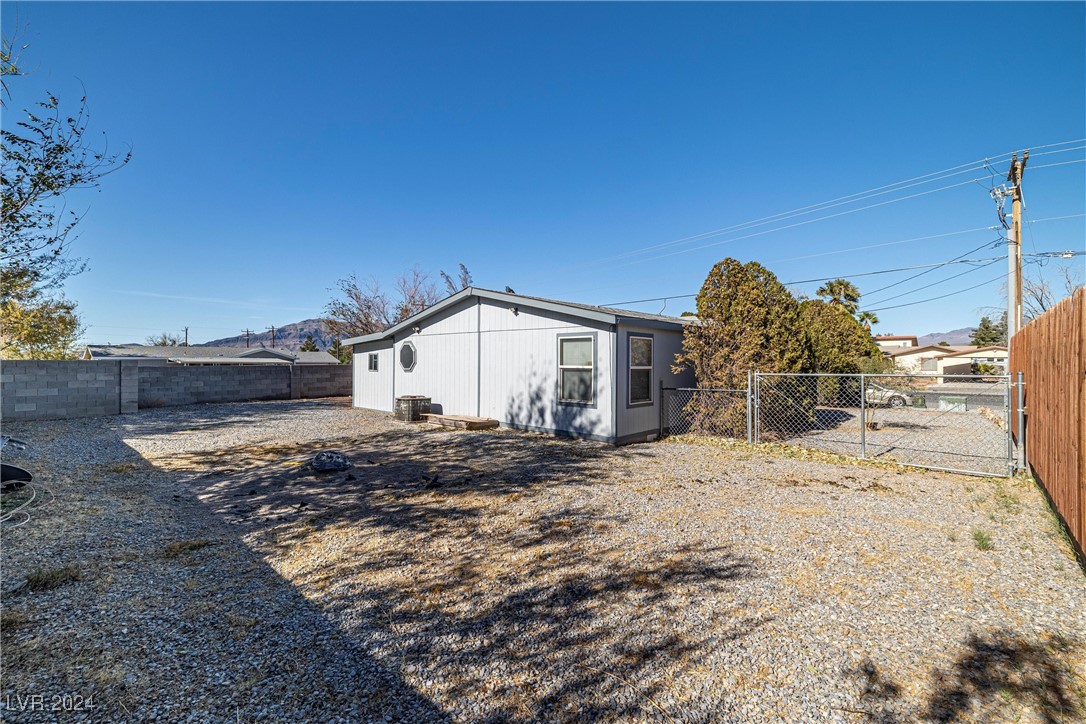 511 East Simkins Road