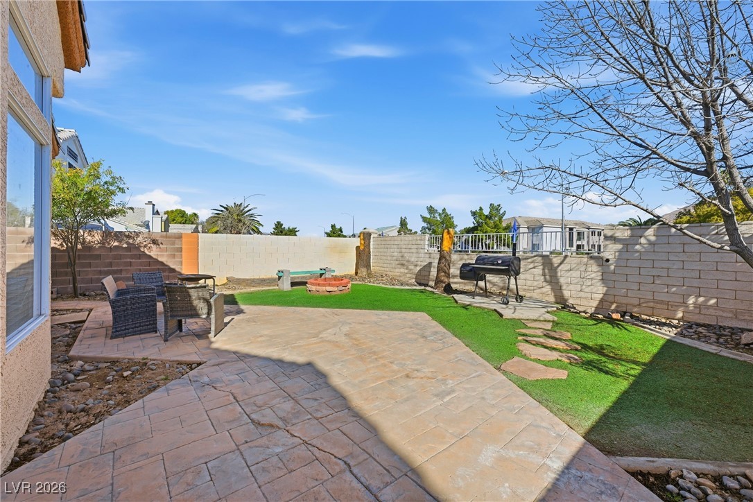 1412 Grape Arbor Way