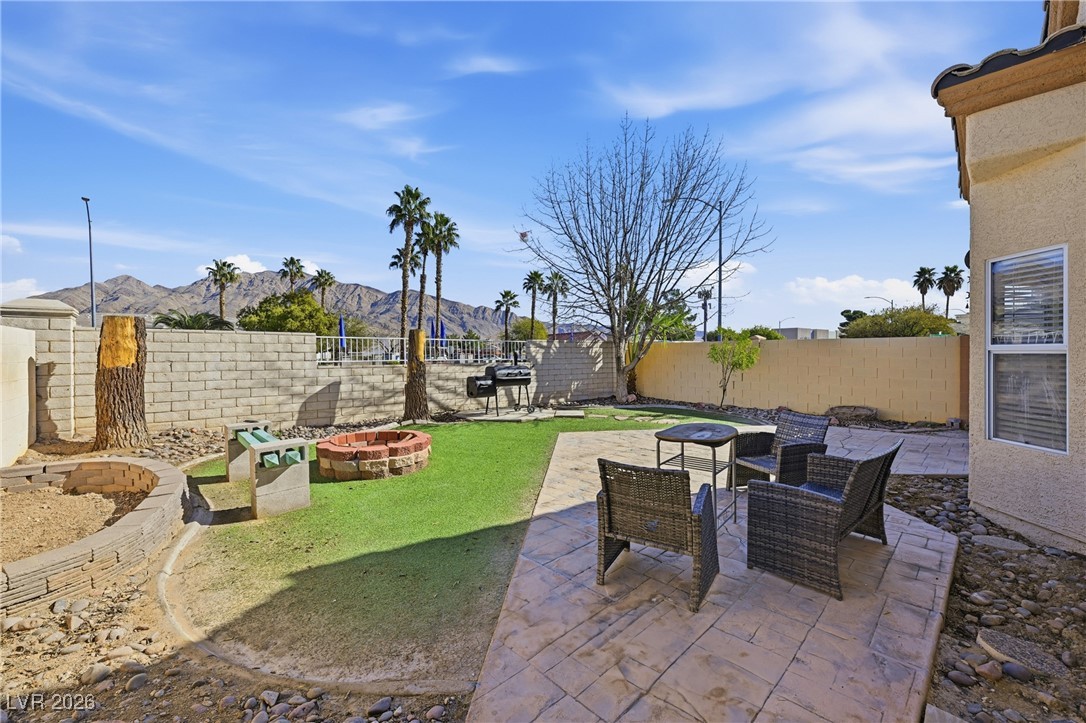 1412 Grape Arbor Way