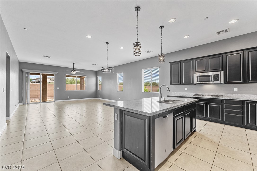 485 Enfatico Place