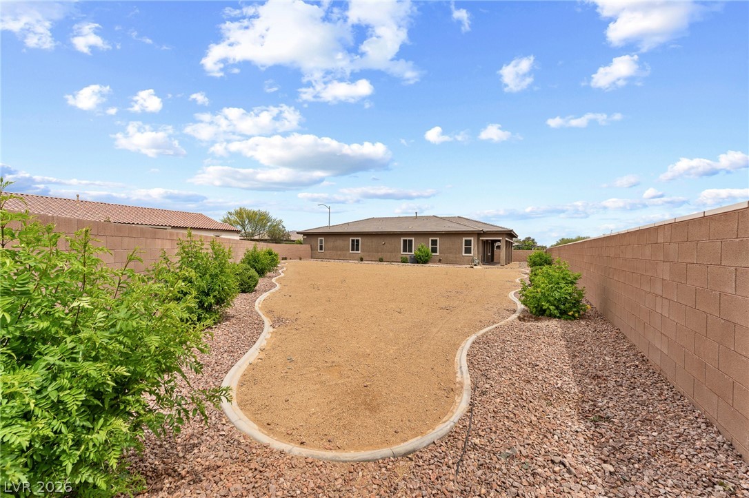 485 Enfatico Place