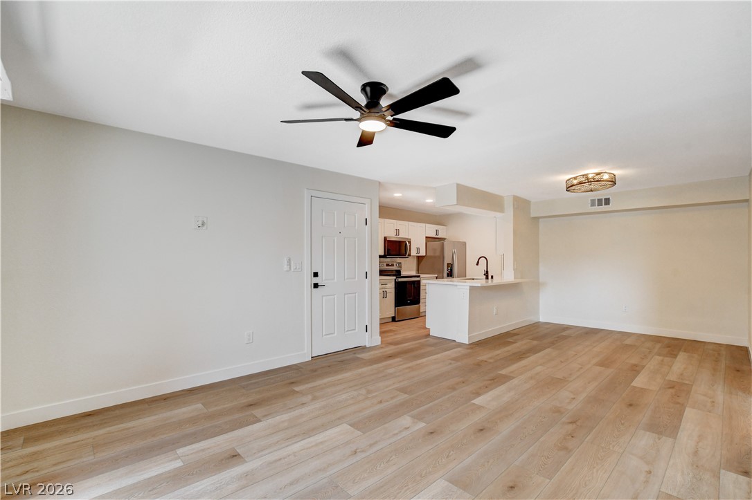 8101 West Flamingo Road 1152