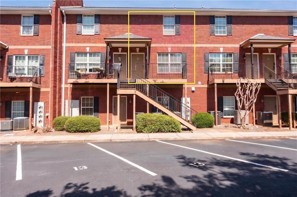 105 Whitehead Road Unit 15
