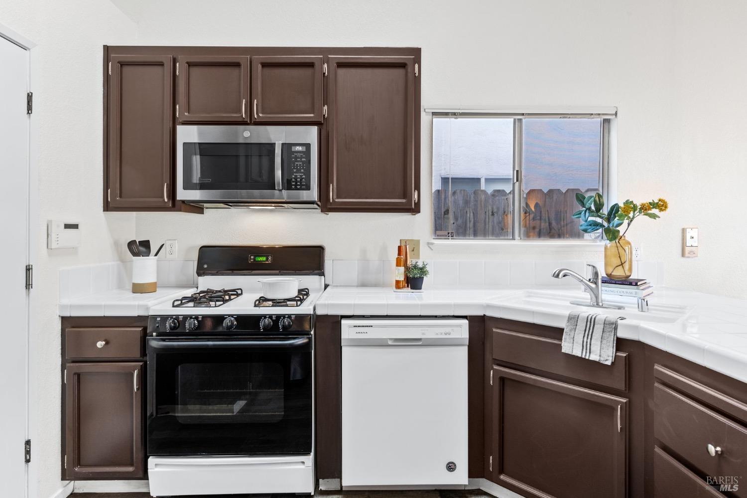 2128 Sunhaven Circle