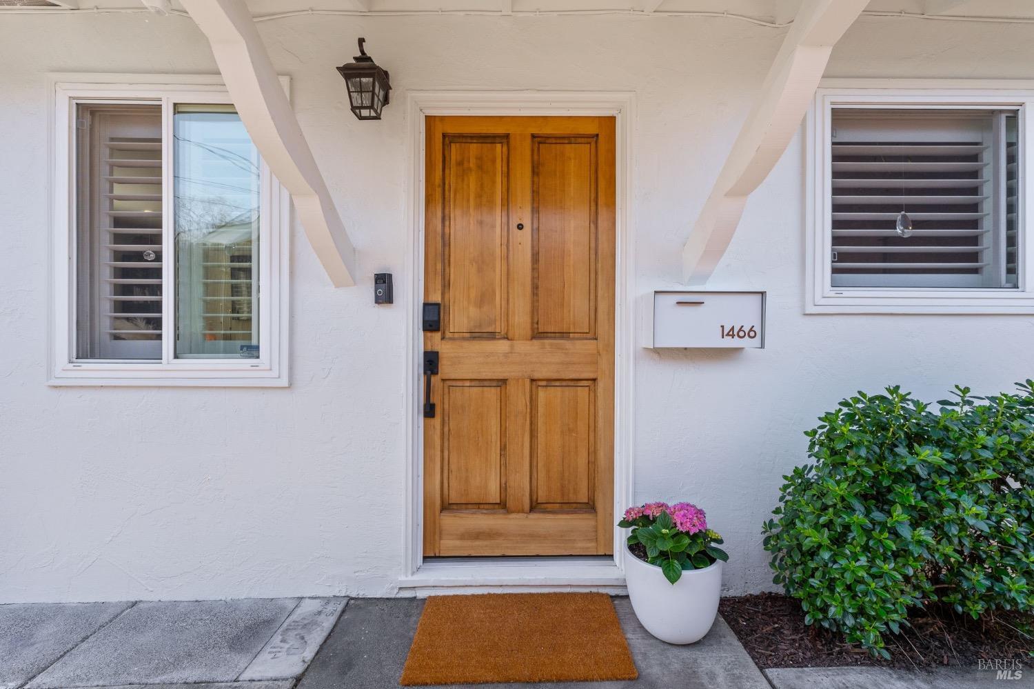 1466 Tallac St