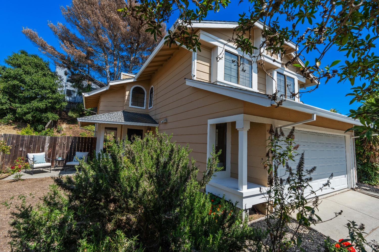 124 Nalisty Dr