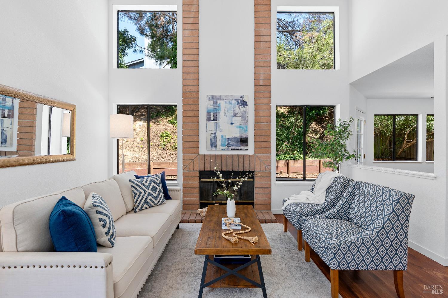 124 Nalisty Dr