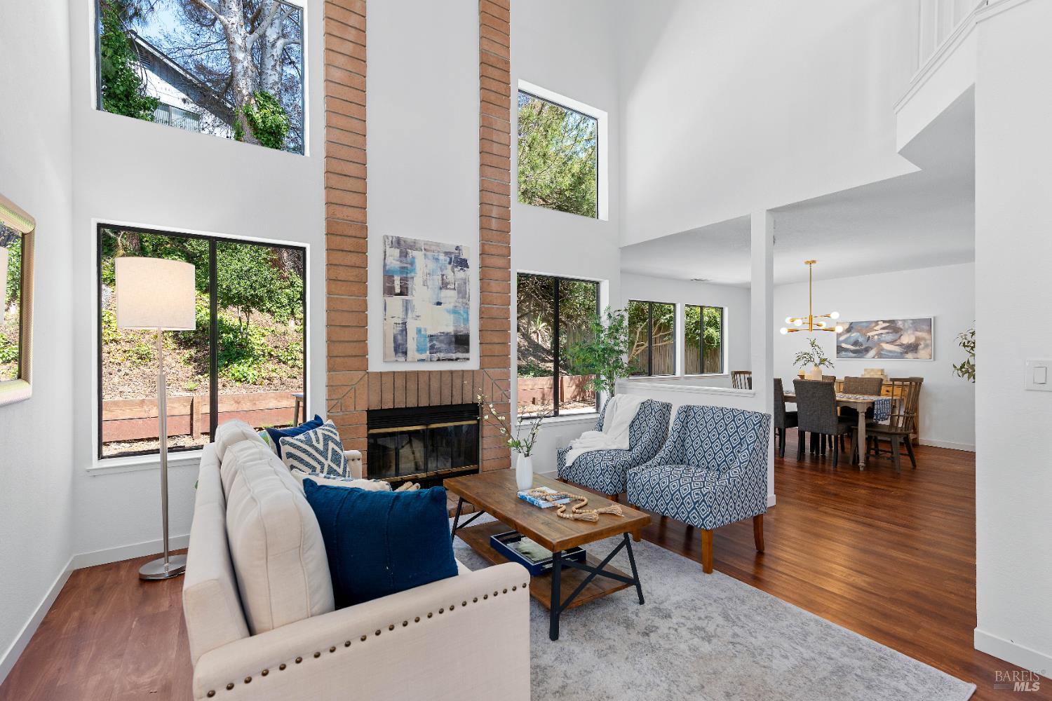 124 Nalisty Dr