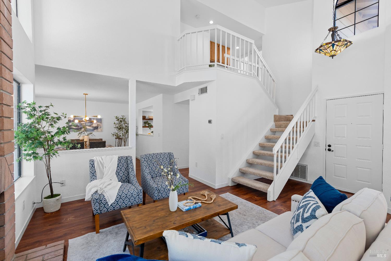 124 Nalisty Dr
