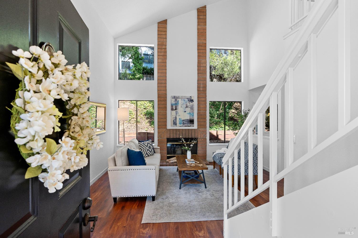 124 Nalisty Dr