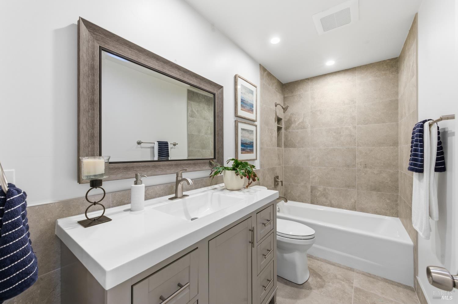 3612 Idlewild Avenue