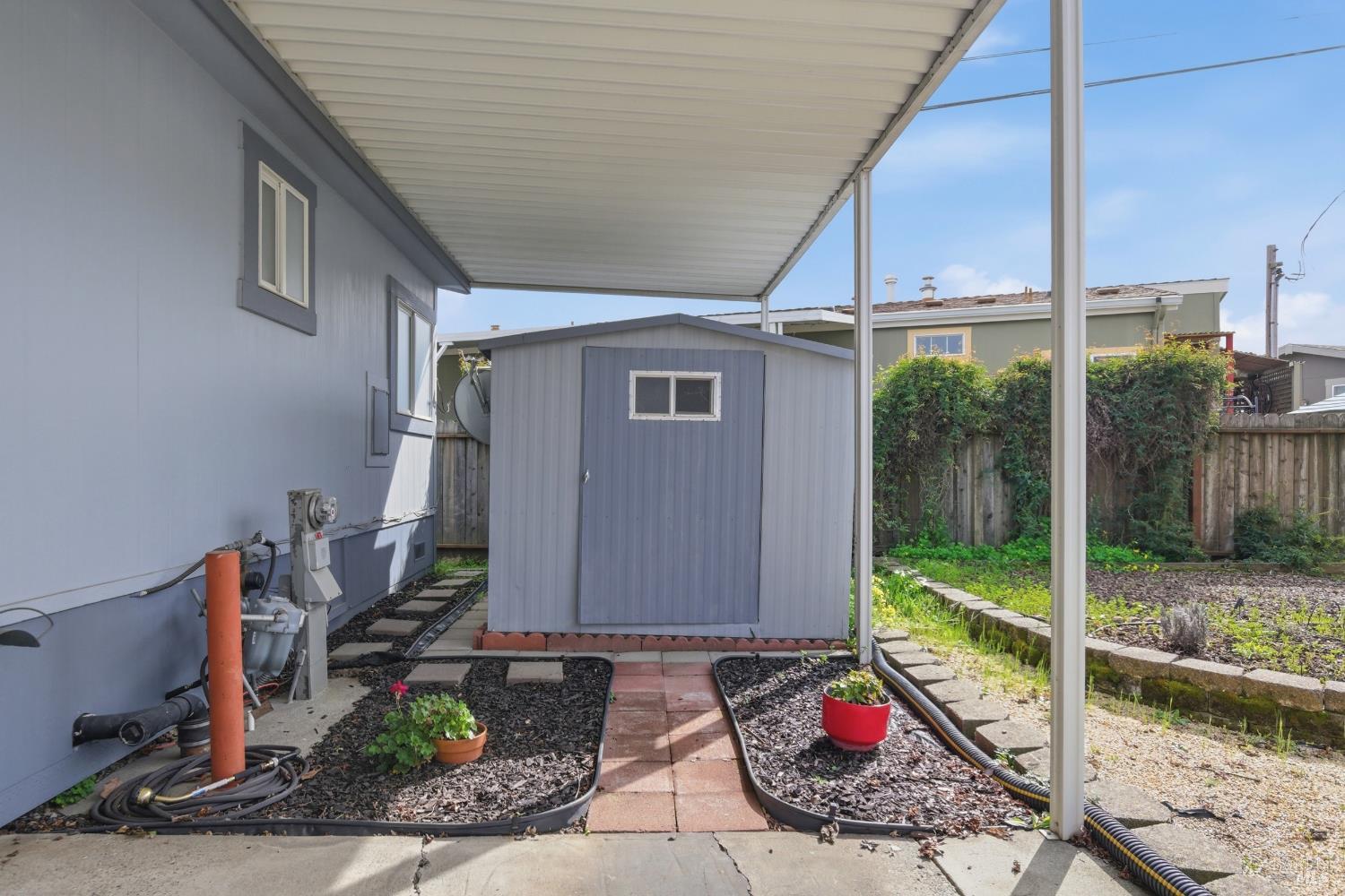 6468 Washington Street Unit: #16