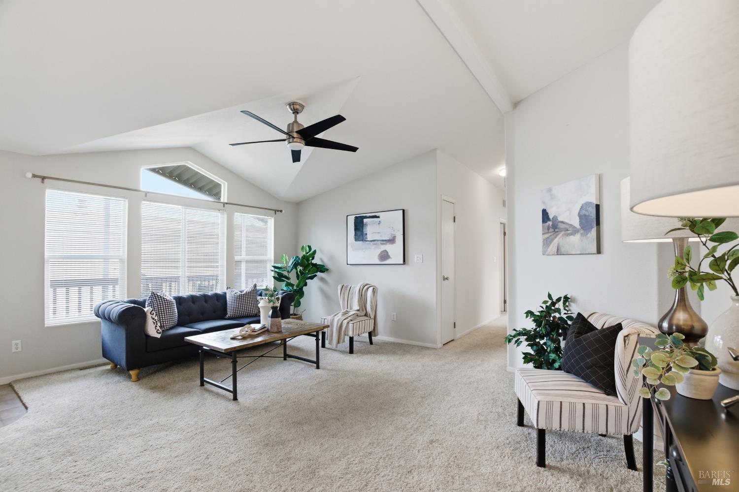 6468 Washington Street Unit: #16