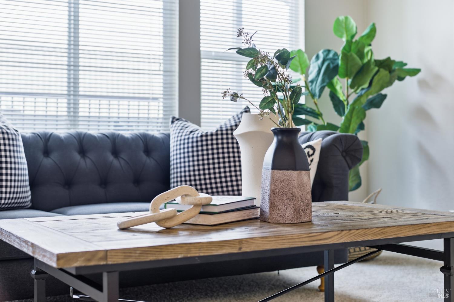 6468 Washington Street Unit: #16