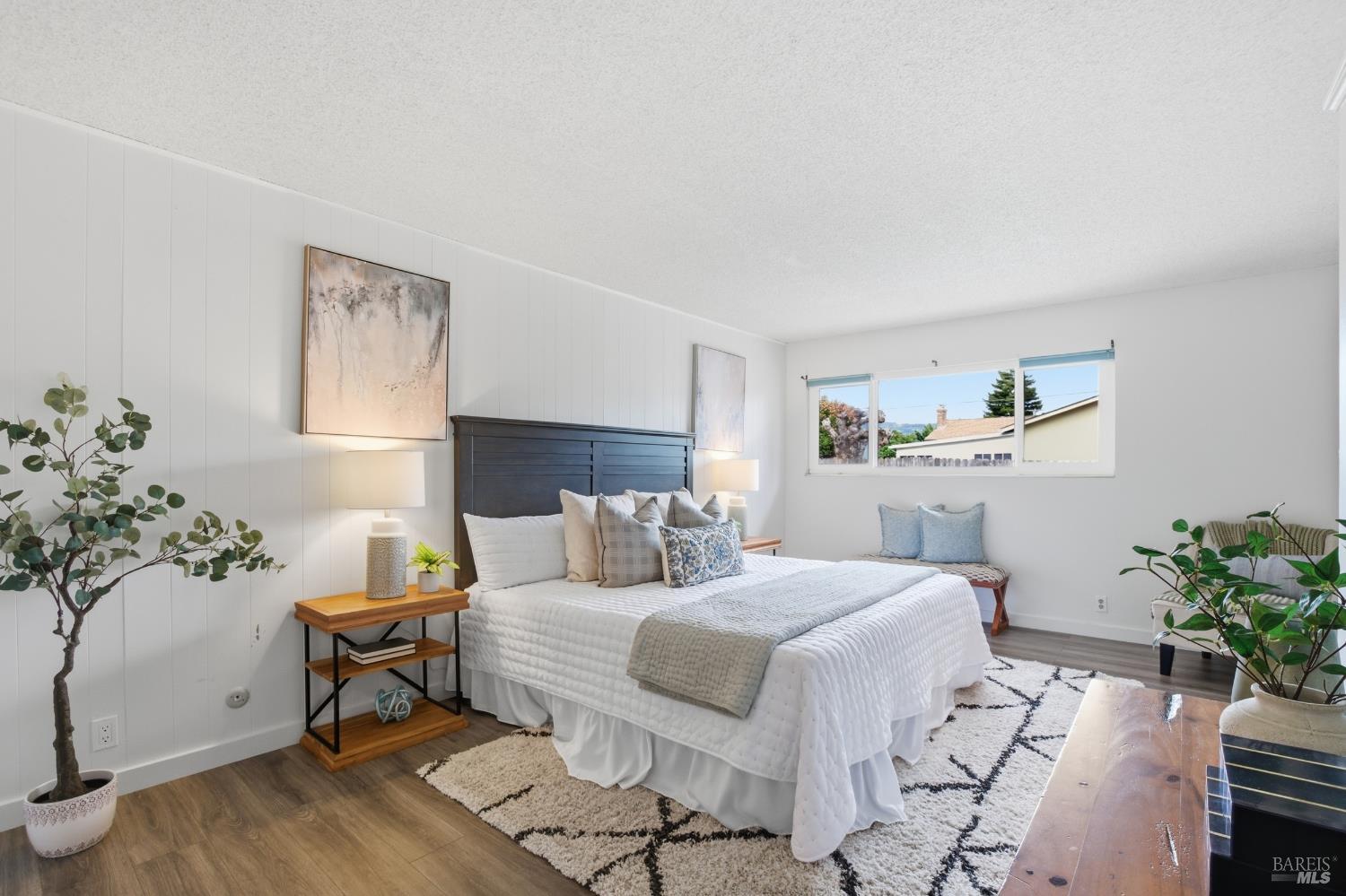 2034 S Terrace Drive