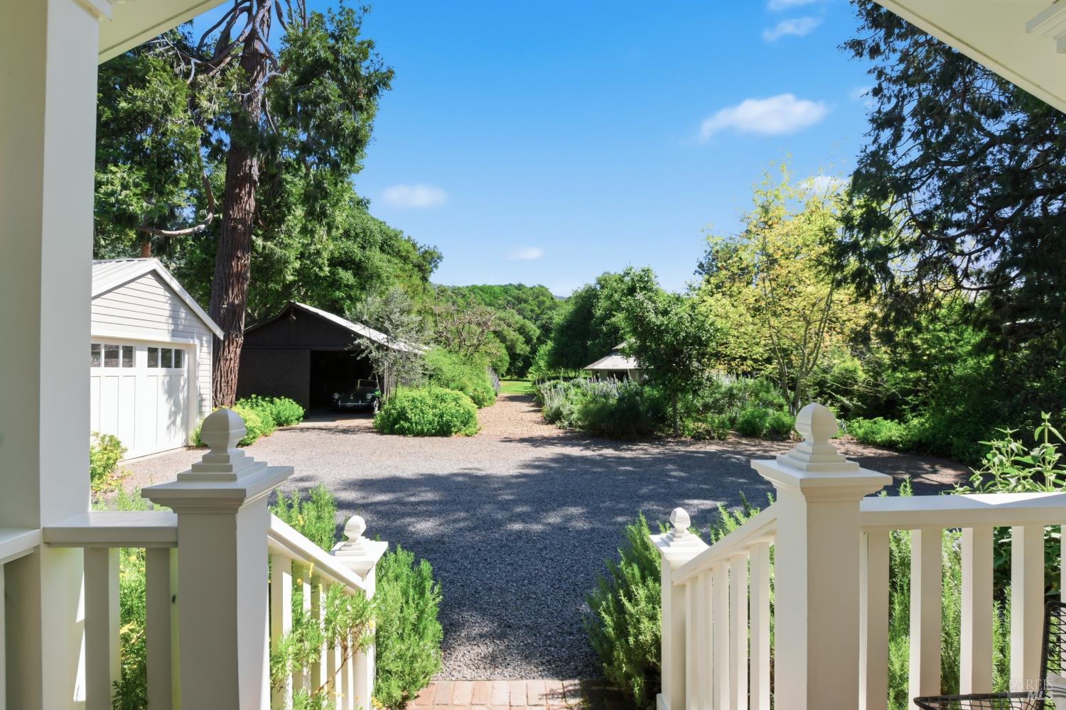 2072 Kirkland Avenue