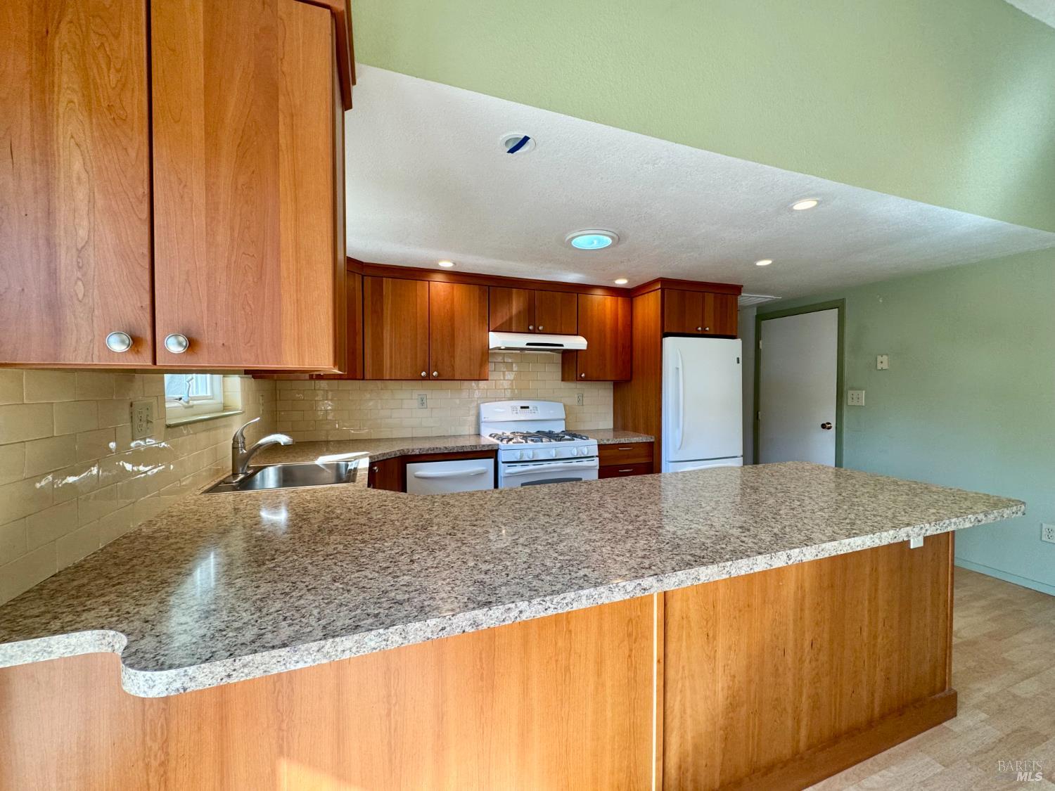 159 S Seymour Street