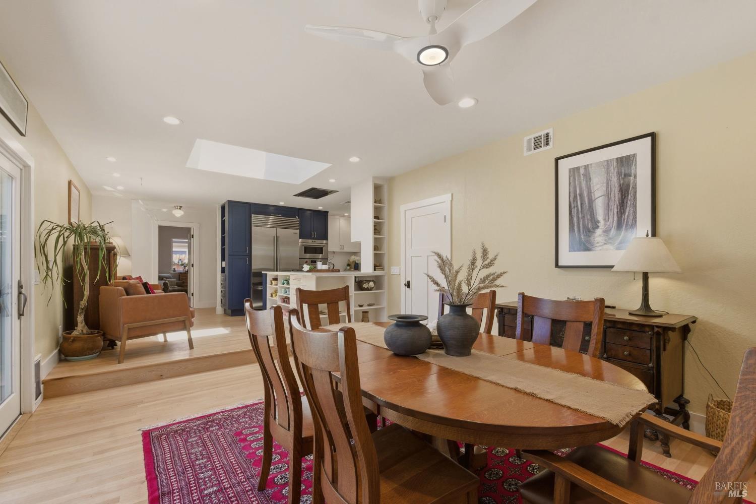2512 Macgregor Court