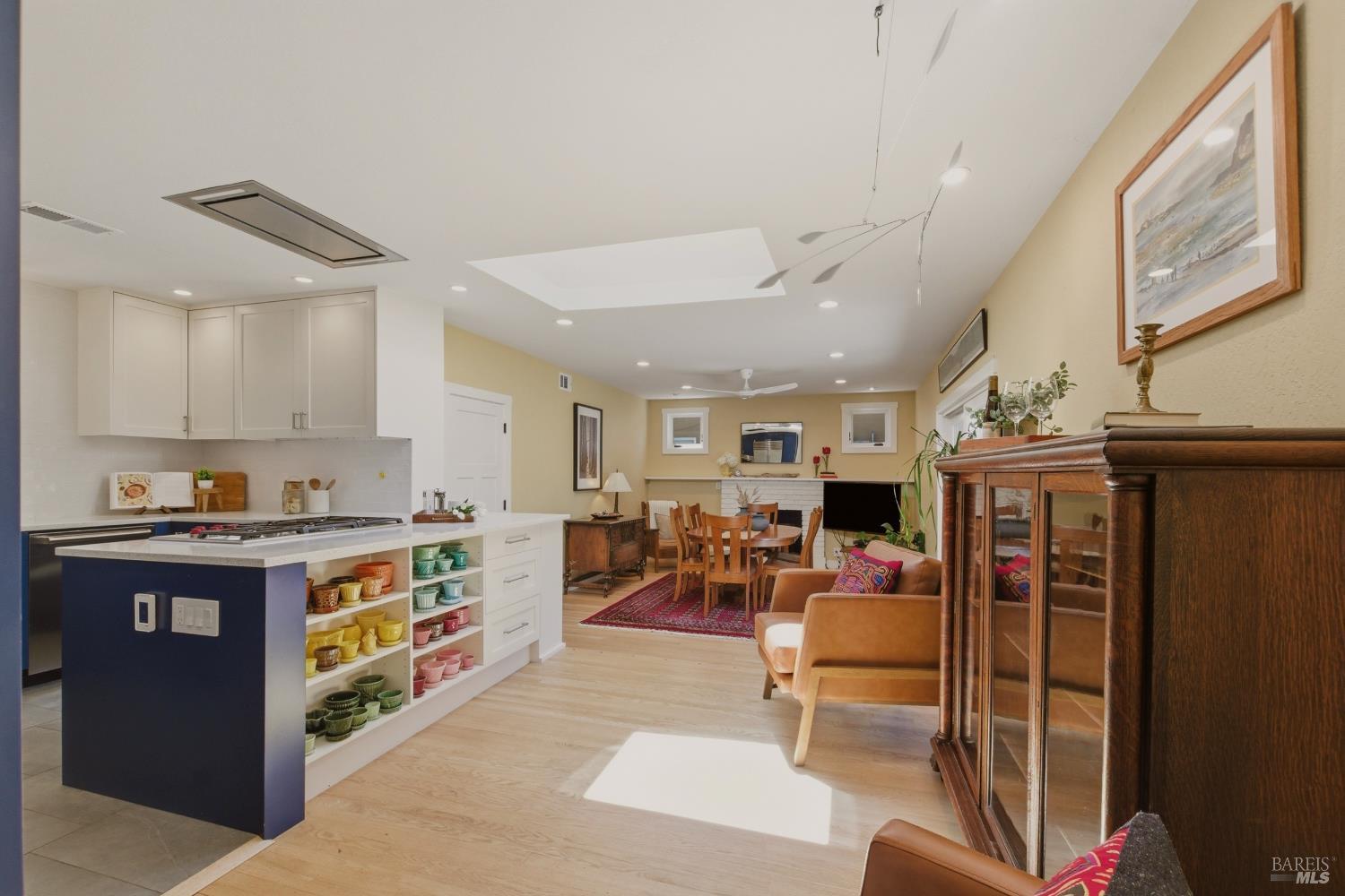 2512 Macgregor Court
