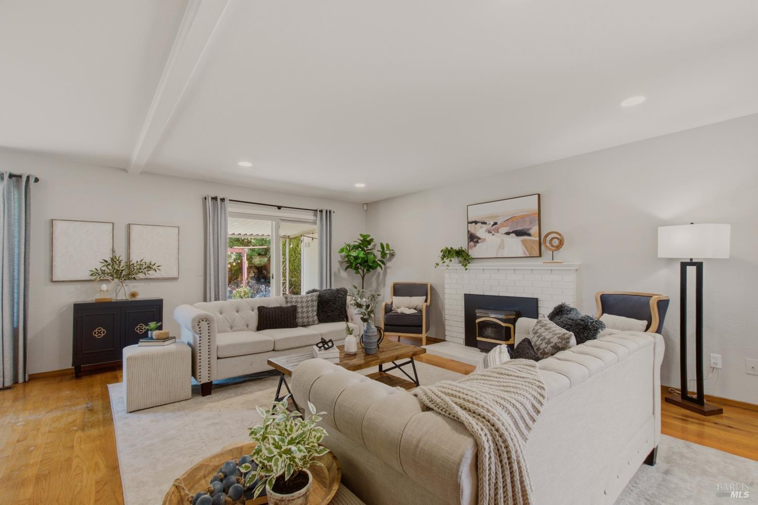 1931 Sereno Drive