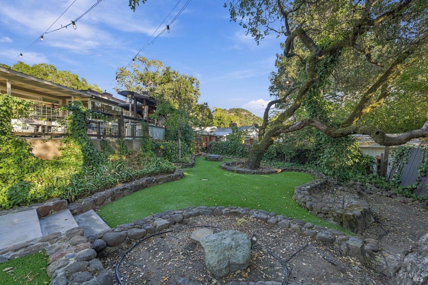 50 Oakcrest Court