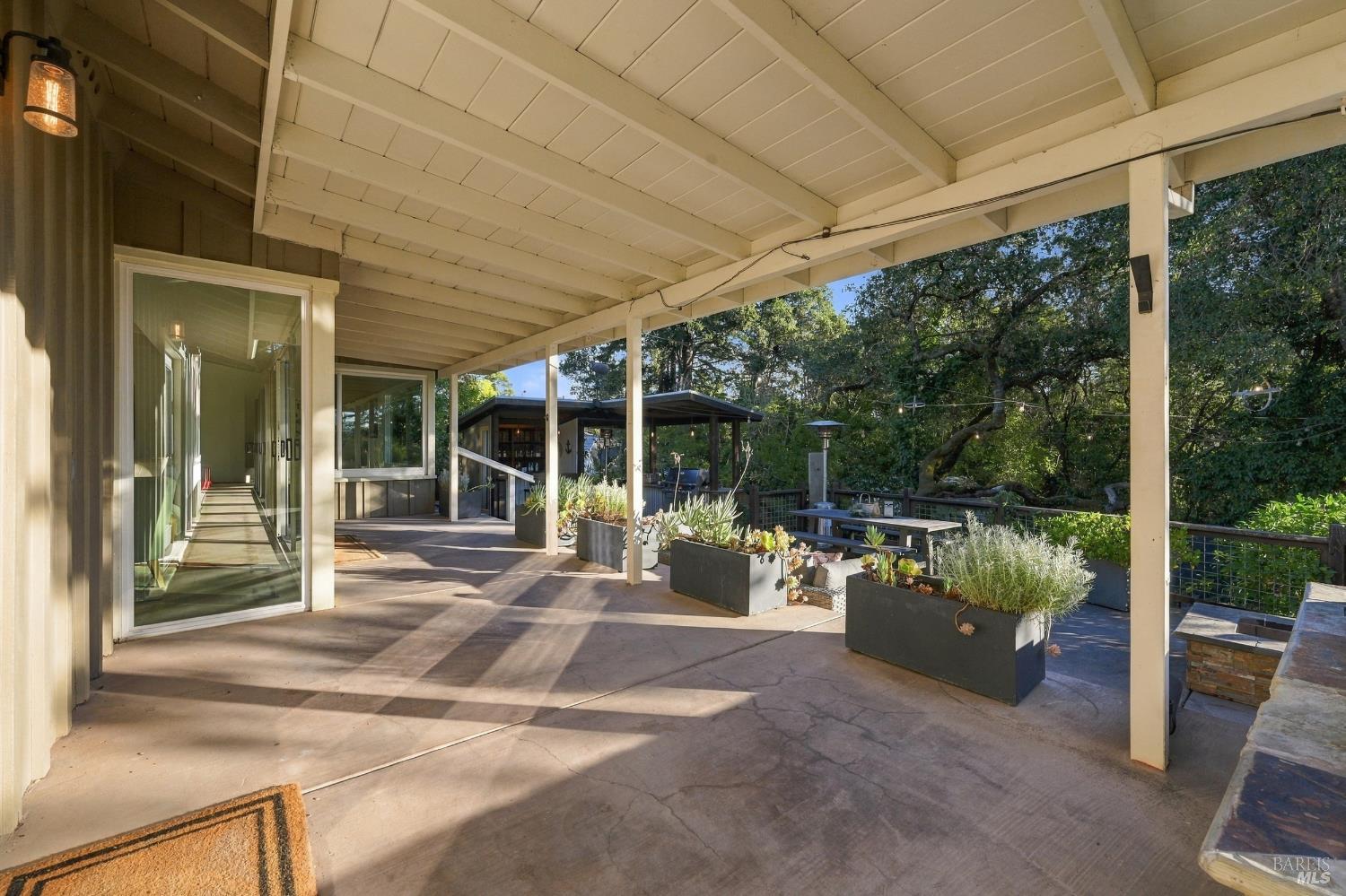 50 Oakcrest Court