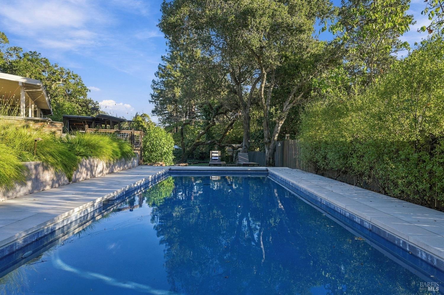 50 Oakcrest Court