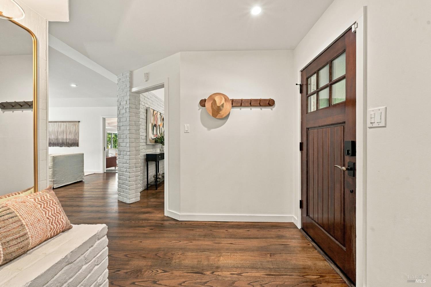 50 Oakcrest Court