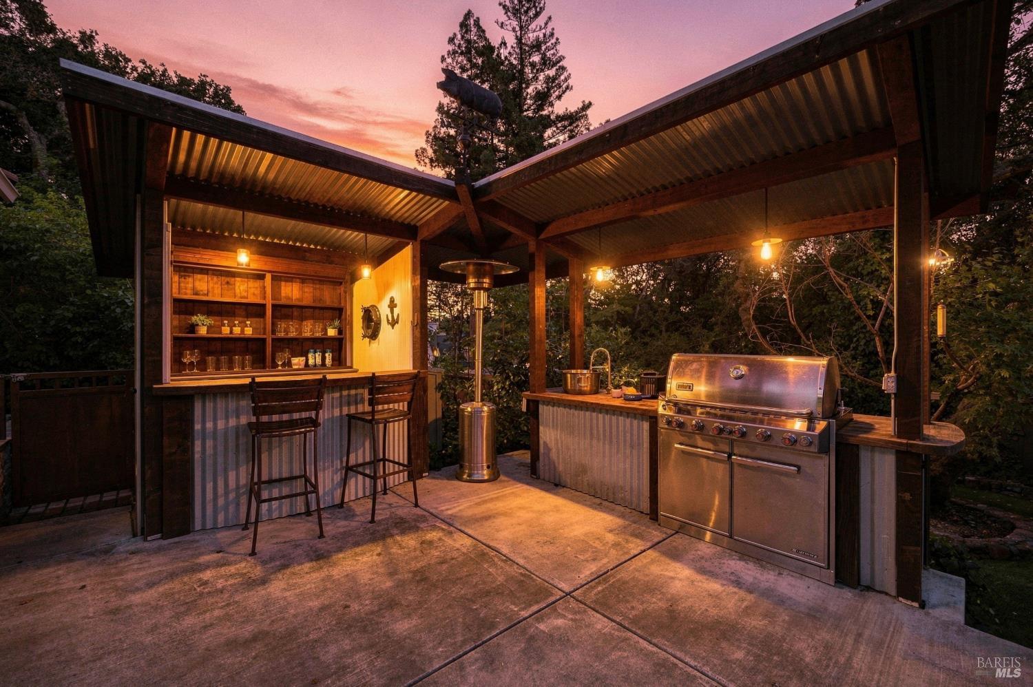 50 Oakcrest Court
