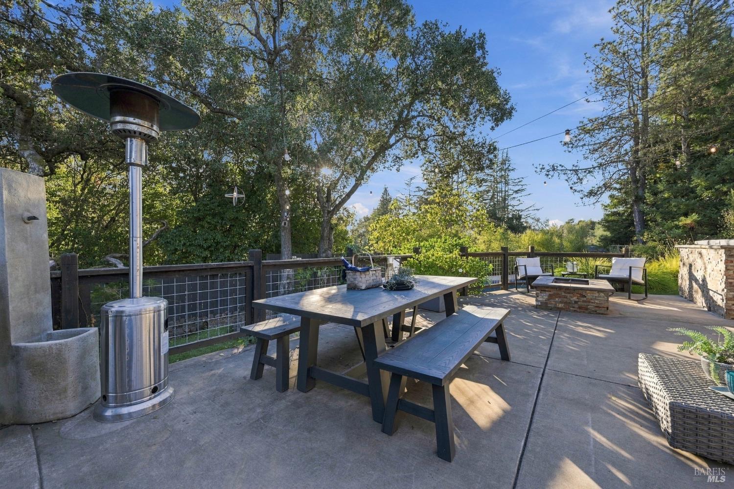 50 Oakcrest Court