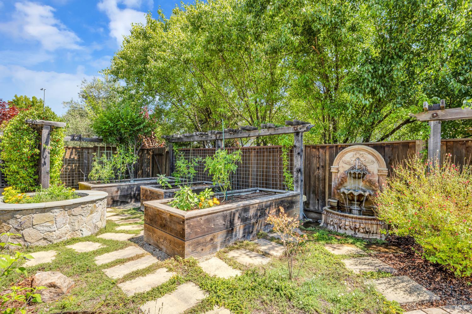 218 Saffron Court